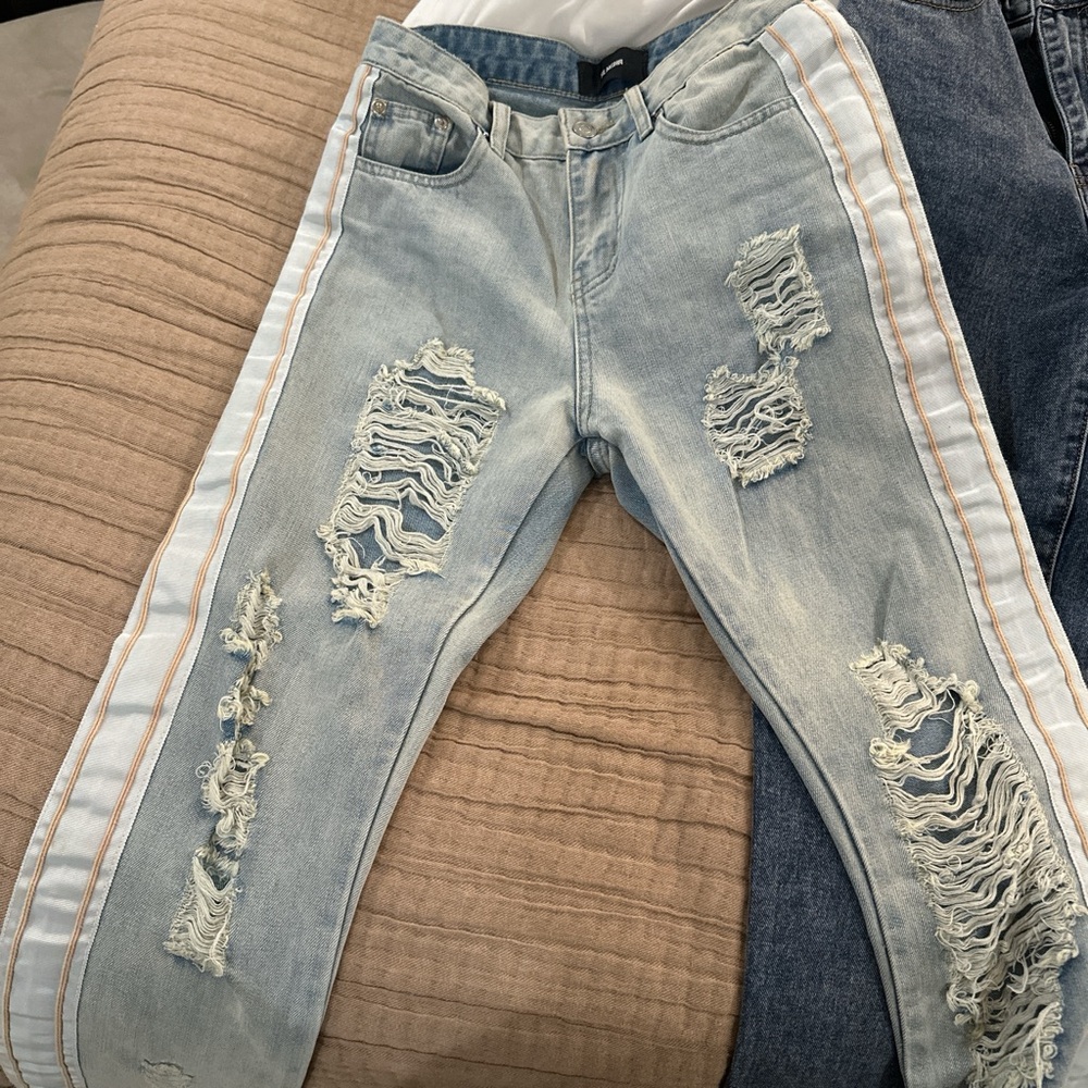 Light Blue Distressed Women's Jeans